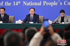 （全国两会）“成为中国人”，为何刷屏两会？